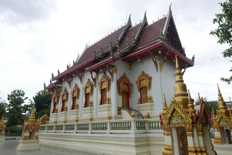 Tempel_Neu_Sukhothai_travel2eat (1)