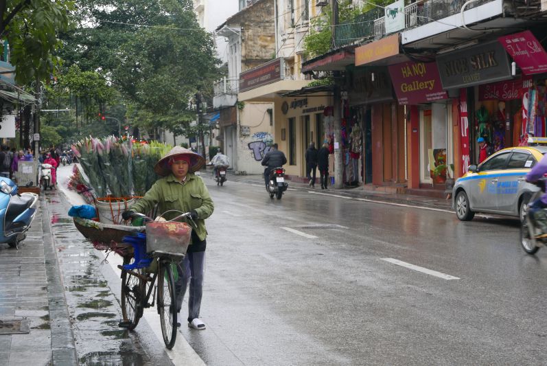 Im Frauenmuseum gibt es einen sehr interessanten Film über Hanois Straßenverkäuferinnen