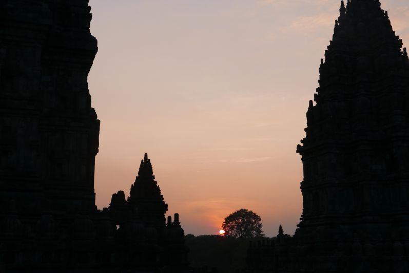 Sonnenuntergang in Prambanan