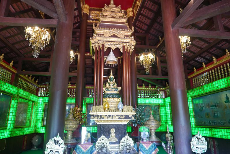 Tempel_ Chiang_Rai_travel2eat (4)