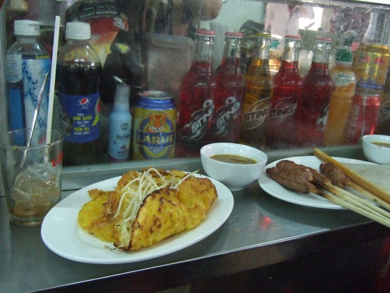 Unser Frühstück im Markt: Banh Xeos (herzhafte Pancakes)