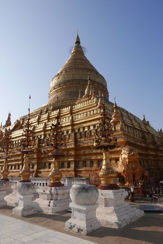 Shwezigon-Pagode_Bagan_Myanmar_travel2eat (2)